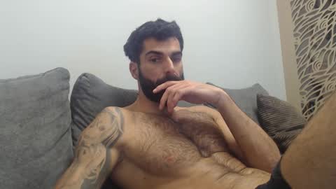 Snapshot of cuteeboy chatting on November 2025 08:38:02 PM cuteeboy online show from November 2025 08:38:02 PM