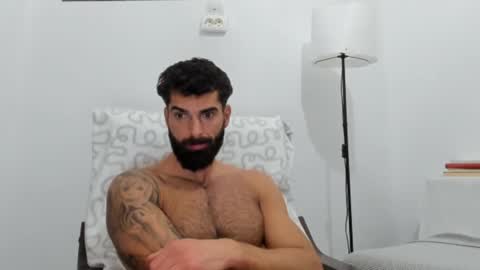 Snapshot of cuteeboy chatting on December 2025 12:47:02 PM cuteeboy online show from December 2025 12:47:02 PM