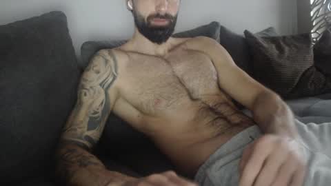 cuteeboy online show from March 2026 09:31:02 AM