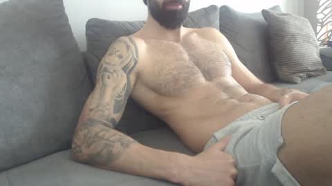 cuteeboy online show from April 2026 06:36:01 AM