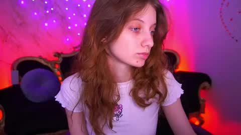 Foxy online show from March 2026 01:50:02 PM