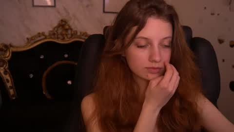 Foxy online show from June 2026 01:14:01 PM