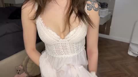 Elsa online show from January 2025 04:34:01 AM