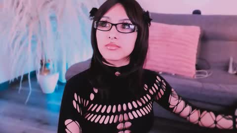 Snapshot of cuteezoe chatting on November 2025 03:21:02 AM Zoe online show from November 2025 03:21:02 AM