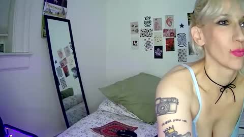 Bella online show from November 2025 07:52:02 AM