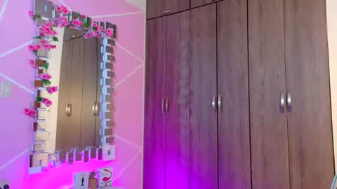 Snapshot of cuteflame_ chatting on August 2026 09:40:02 PM cuteflame_ online show from August 2026 09:40:02 PM
