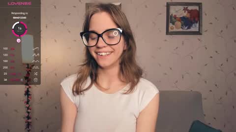 Melisa online show from October 2025 07:41:01 PM