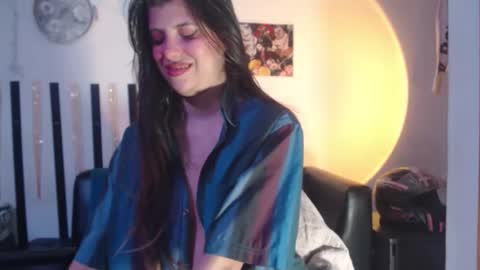 haome online show from October 2025 07:47:01 PM