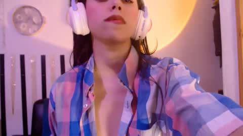 haome online show from November 2025 06:33:02 AM