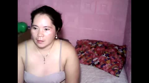 Snapshot of cutehornymom chatting on September 2025 02:47:02 AM cutehornymom online show from September 2025 02:47:02 AM