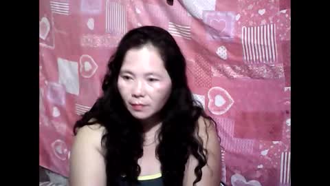 Snapshot of cutehornymom chatting on May 2026 01:54:02 PM cutehornymom online show from May 2026 01:54:02 PM