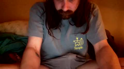 Snapshot of cutehungboi chatting on March 2026 03:01:01 AM cutehungboi online show from March 2026 03:01:01 AM