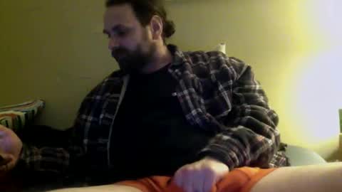 Snapshot of cutehungboi chatting on March 2026 05:02:01 AM cutehungboi online show from March 2026 05:02:01 AM
