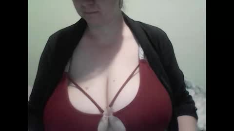 Snapshot of cutejessytom chatting on February 2026 06:00:02 AM Jessy online show from February 2026 06:00:02 AM