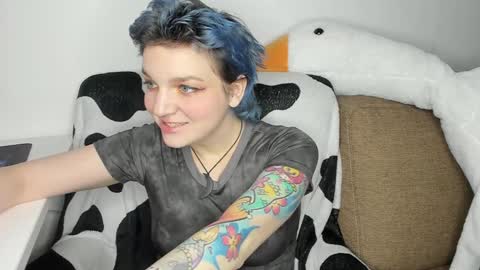 Snapshot of cutemetalgoddess chatting on December 2024 12:52:01 AM Alice online show from December 2024 12:52:01 AM