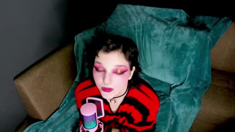 Snapshot of cutemetalgoddess chatting on January 2025 04:02:02 AM Alice online show from January 2025 04:02:02 AM