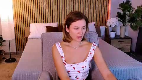 Snapshot of cutemirage chatting on June 2026 02:38:01 PM cutemirage online show from June 2026 02:38:01 PM