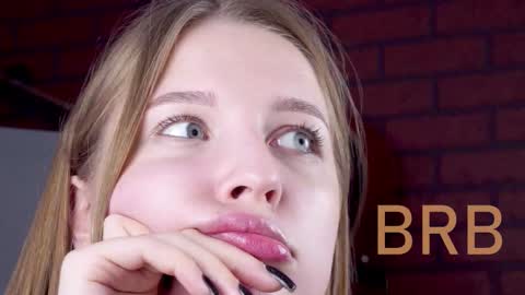 Rina online show from September 2025 07:42:01 AM