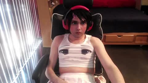 Snapshot of cutest_princess chatting on April 2026 05:10:01 PM cutest_princess online show from April 2026 05:10:01 PM