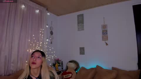 cuteweed420 online show from July 2026 11:33:01 PM