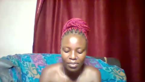 Snapshot of cutey_lunar chatting on February 2025 08:19:01 PM cutey_lunar online show from February 2025 08:19:01 PM