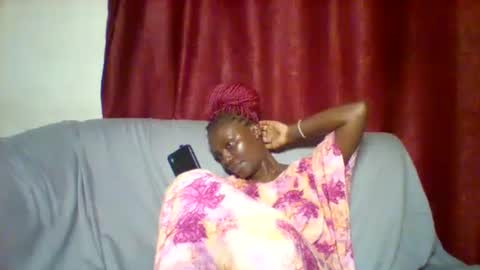 Snapshot of cutey_lunar chatting on February 2025 05:46:01 PM cutey_lunar online show from February 2025 05:46:01 PM