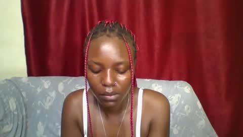 Snapshot of cutey_lunar chatting on February 2025 05:12:01 AM cutey_lunar online show from February 2025 05:12:01 AM