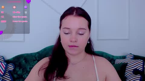 Nika  online show from October 2025 09:02:01 PM