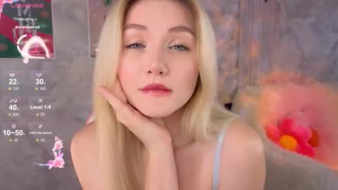 HelloMy name Eva online show from December 2025 04:30:01 AM