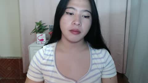 cutie_asianwoman online show from December 2024 10:46:02 PM