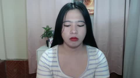 cutie_asianwoman online show from January 2025 01:21:01 AM