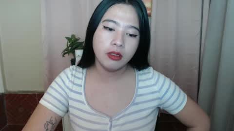 cutie_asianwoman online show from January 2025 11:56:01 PM