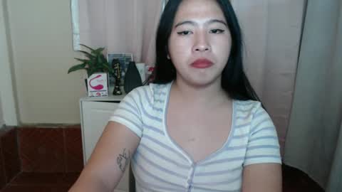 cutie_asianwoman online show from January 2025 10:48:01 PM