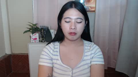 cutie_asianwoman online show from January 2025 10:53:02 PM