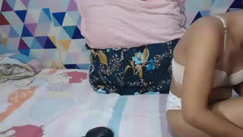 bella online show from October 2025 03:01:02 PM