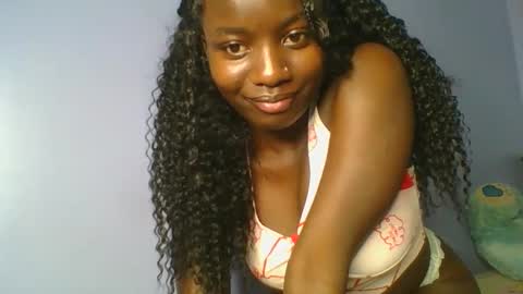 cutie_choco online show from March 2026 01:38:02 PM