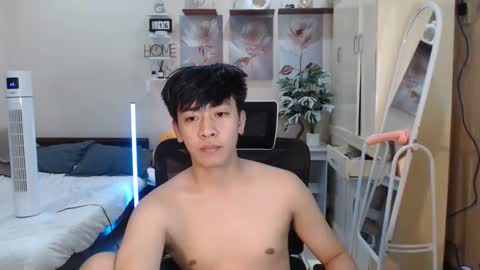 Neil Taylor online show from November 2025 06:24:02 PM