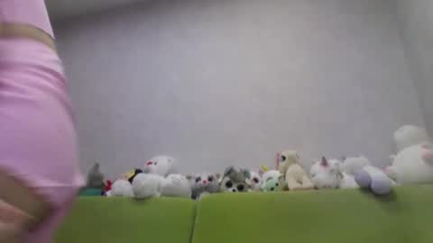 Snapshot of cutie_klo_ chatting on November 2025 12:27:01 AM Chloe online show from November 2025 12:27:01 AM