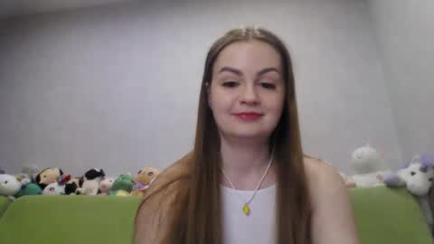Snapshot of cutie_klo_ chatting on April 2026 12:09:02 AM Chloe online show from April 2026 12:09:02 AM