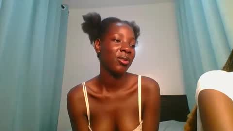 Snapshot of cutie_liqy chatting on March 2026 11:32:02 PM Liqy online show from March 2026 11:32:02 PM