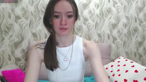 Snapshot of cutie_naughty_girl chatting on February 2025 09:20:02 AM Kate online show from February 2025 09:20:02 AM