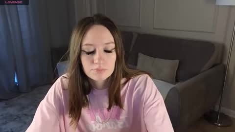 Snapshot of cutie_naughty_girl chatting on September 2025 09:10:02 AM Kate online show from September 2025 09:10:02 AM