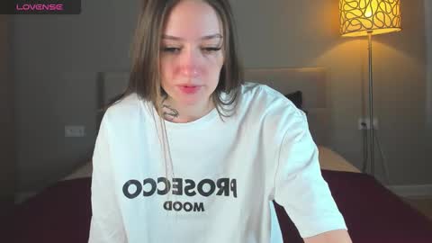 Snapshot of cutie_naughty_girl chatting on November 2025 08:57:01 AM Kate online show from November 2025 08:57:01 AM