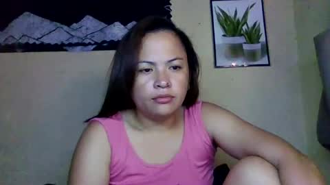 Snapshot of cutie_pie02 chatting on June 2026 01:41:02 AM cutie_pie02 online show from June 2026 01:41:02 AM