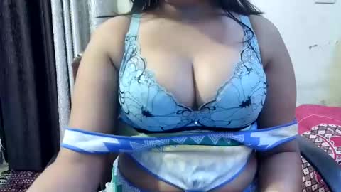 Snapshot of cutie_ruhi chatting on April 2026 08:03:01 PM Ruhii online show from April 2026 08:03:01 PM