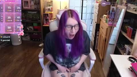 Snapshot of cutie_velvette chatting on March 2026 04:12:02 PM Cutie Velvette online show from March 2026 04:12:02 PM