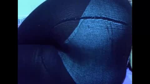 Snapshot of cutiehanish4 chatting on April 2026 01:21:01 AM cutiehanish4 online show from April 2026 01:21:01 AM