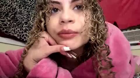 cutiekaylee online show from December 2025 03:02:02 AM