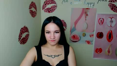 Emma online show from October 2025 06:18:02 PM