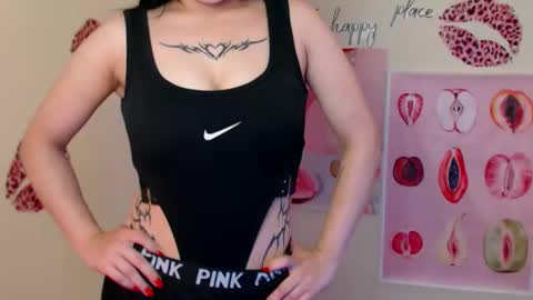 Snapshot of cutielady_ chatting on June 2026 12:18:01 PM Emma online show from June 2026 12:18:01 PM